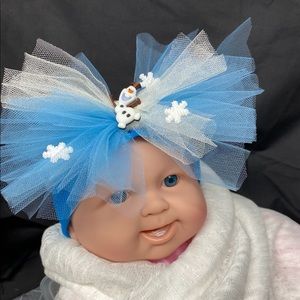 Frozen stretch head band